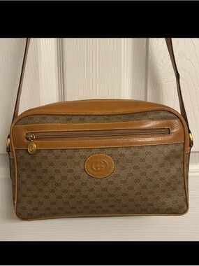 Gucci Micro GG Brown Tan Classic Camera Bag Gold Hardware #001-093-0942